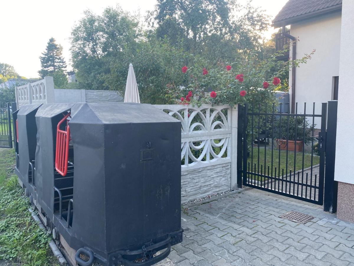 Ferienwohnung Penzio Ostrava Exterior foto
